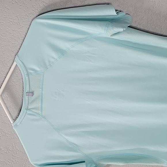 Nike Dri-Fit Light Blue Shortsleeve Teeshirt - Picture 8 of 8